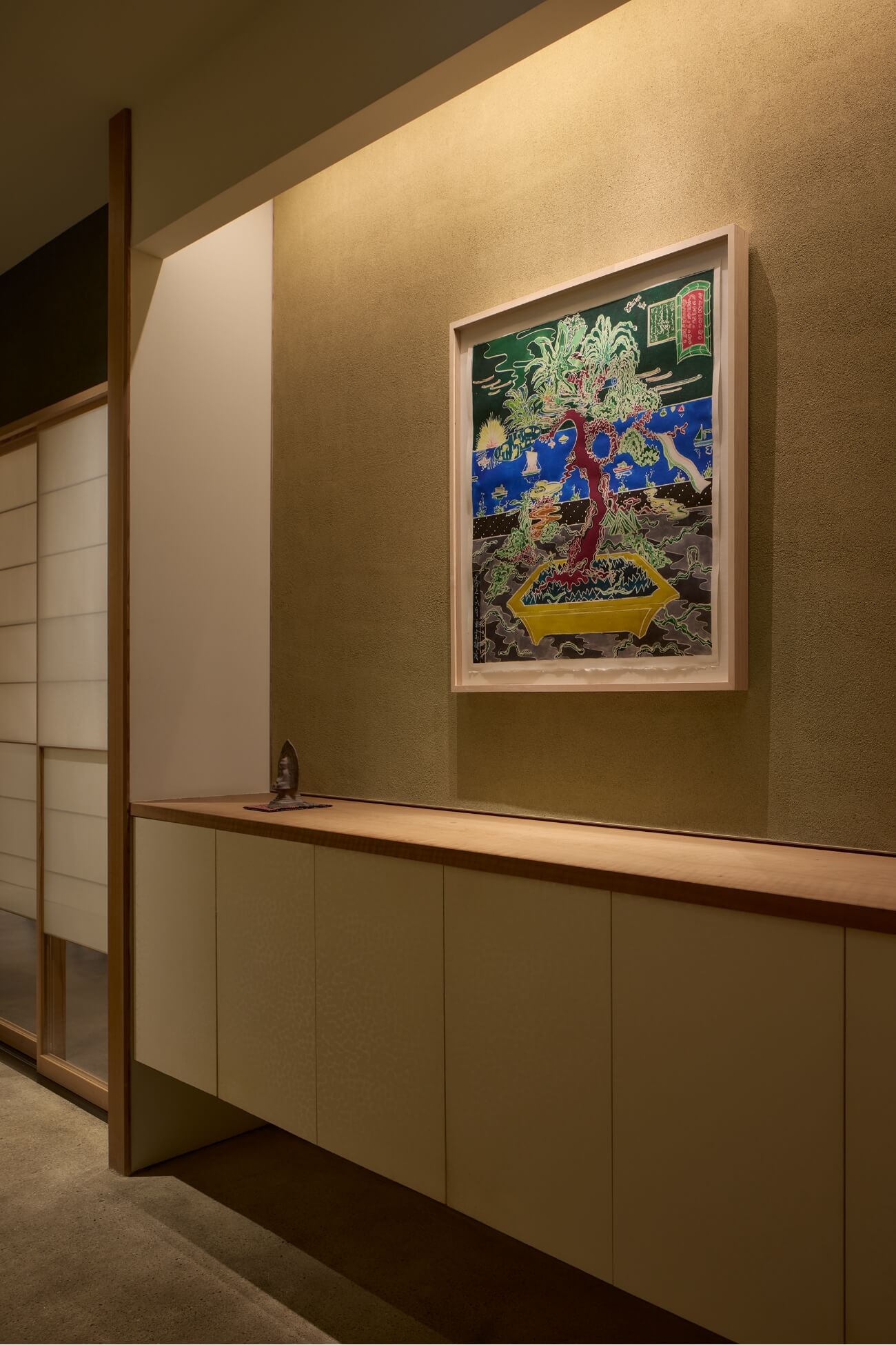 渋谷区にある日本料理店|飾り棚の写真